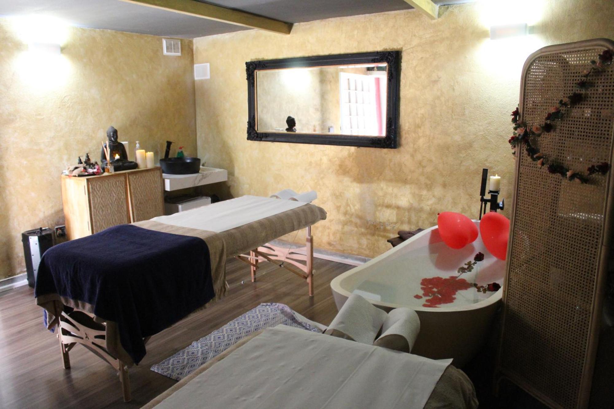 The Red Farm Relais & Spa Iklin Eksteriør bilde